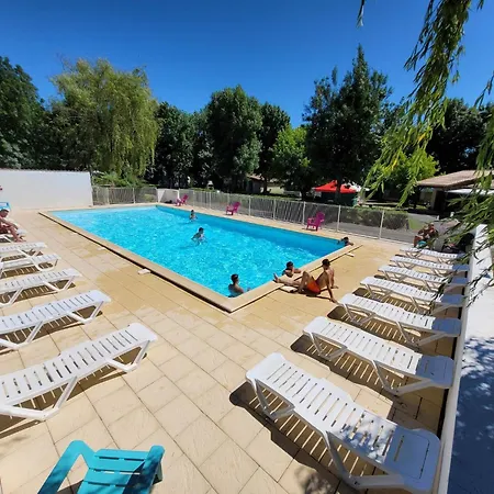 Les Peupliers Campsite 3*