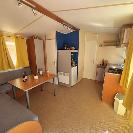 Les Peupliers Campsite 3*