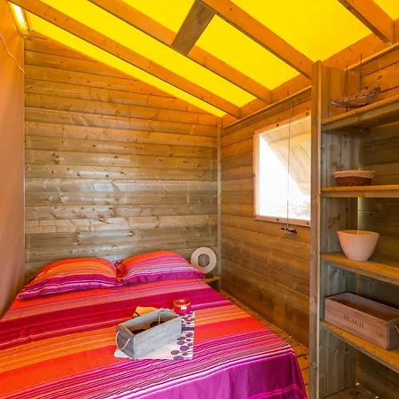 Campsite Les Peupliers Vendays-Montalivet