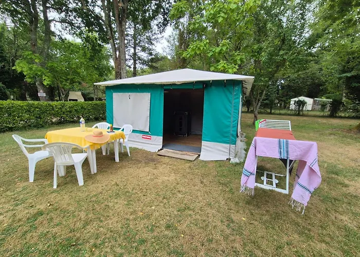 Les Peupliers Campsite 3*